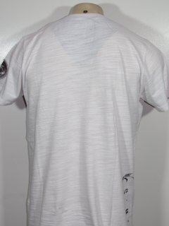 Camiseta Maresia Faschion Especial Masculina Gola V na internet