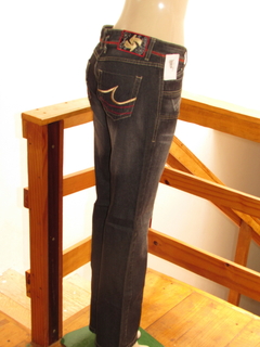 Calça Jeans Feminina Cintura Baixa Reta Tavernit na internet