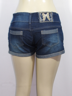 Short Jeans Feminino Cós Medio Curto na internet