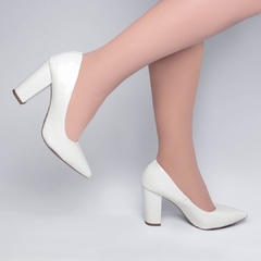 Imagem do Sapato Scarpin 2025-00C Torricella Salto Grosso Verniz Branco