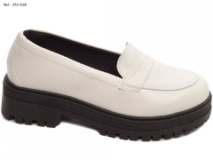 Sapato Mocassim Feminino Tratorado Torricella Off White - comprar online