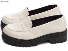 Sapato Mocassim Feminino Tratorado Torricella Off White na internet