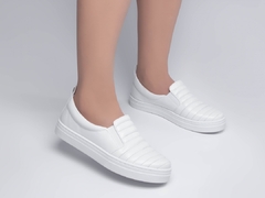 Tênis Feminino Torricella Solado Costurado Slip Branco