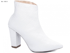 Bota Bico Fino Feminina 50B-D Croco Branco Torricella - comprar online