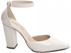 Sapato Scarpin Chanel Torricella Verniz Off White