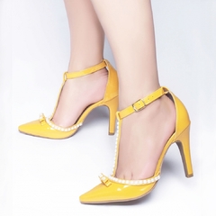 Sapato Scarpin Torricella Verniz Amarelo na internet