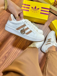 Tênis Feminino Modelo Adidas X Gucci Linha Festa na internet