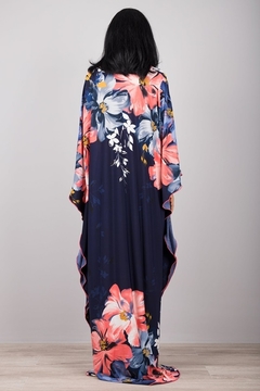 Saída de Praia Kaftan Floral 2