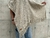 Poncho de lana clásico corto - beige ceniza oscuro - comprar online