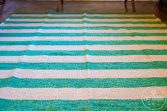Alfombra rayada verde acqua y beige