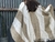 Ruana de lana pesada - arpillera y blanco en internet