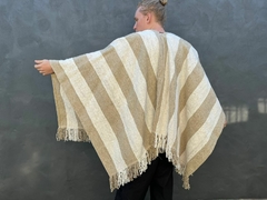 Ruana de lana pesada - beige y blanco - comprar online