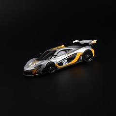 CM 1:64 McLaren P1 GTR Cinza e Amarelo