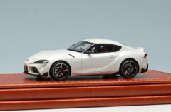 Make Up 1:64 Toyota Supra A90