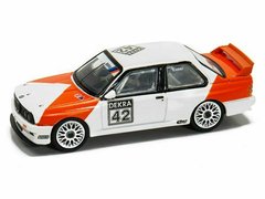 PRÉ VENDA Mini GT 1:64 BMW M3 E30 Branca