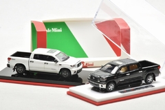 Scale Mini 1:64 Toyota Tundra Preta