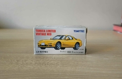 Tomica Limited Vintage 1:64 Mazda RX7 FD