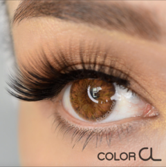 Color ambar en lentes de contacto sale