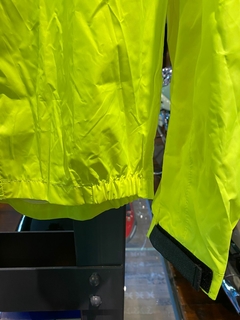 CHAQUETA IMPERMEABLE MACNA YELLOW FLUO - TiendaMoto Argentina TE: 1162818687