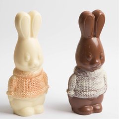 pascuas. Conejos de chocolate