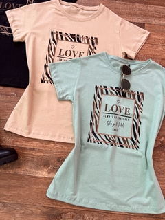 T-Shirt estampada Love - comprar online