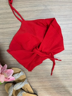 Cropped frente única vermelho - comprar online