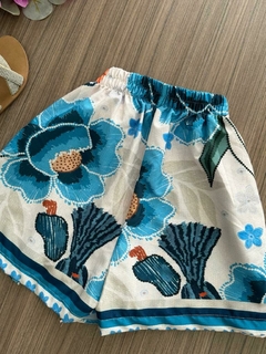 Conjunto kimono e shorts na internet