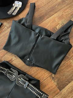 Cropped corset couro alça 2 na internet