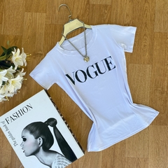 T-Shirt Vogue na internet