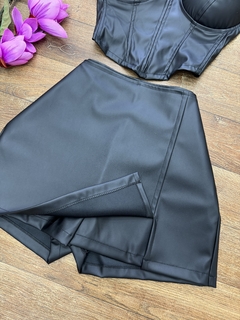 Saia/shorts courino - comprar online