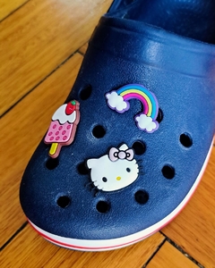 Winnie Pooh pin para crocs en internet