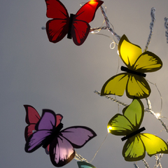Mariposas en flor Multicolor con florero de vidrio - comprar online