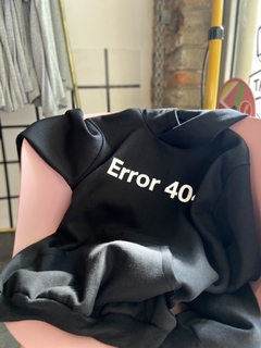 (Ungendered) Buzo Hoodie Error - comprar online