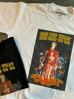 Remera Carrie