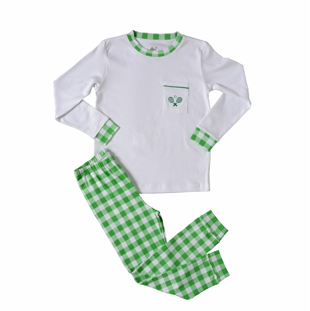 Calça pijama com best sale tenis