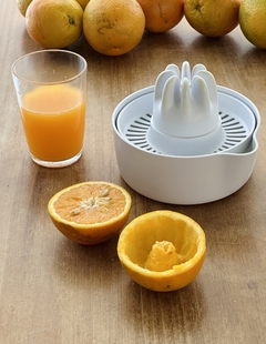Exprimidor de Naranjas y Pomelos.