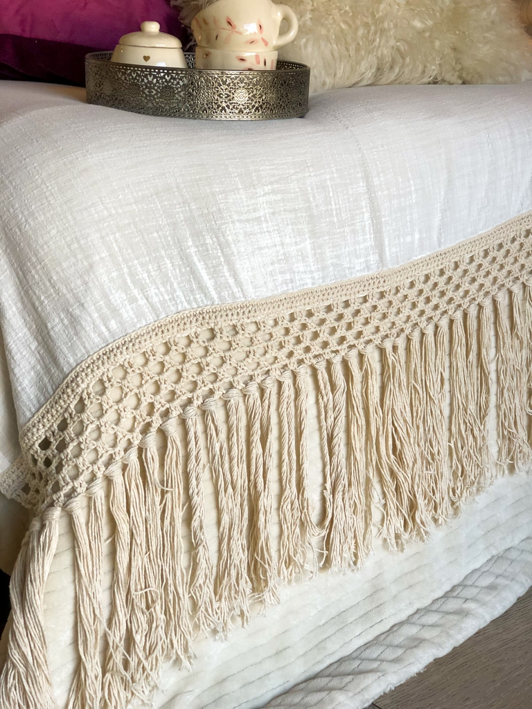 Pie de cama Natural con Crochet - Cielo y Tierra
