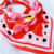 Pañuelo Flores rojas/Mediano - comprar online