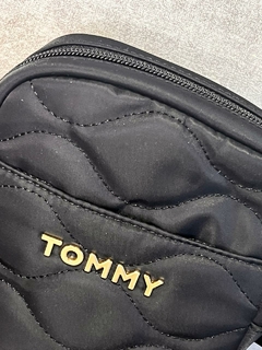 Bolsa Tommy Hilfiger Crossbody Preta - TH010 - comprar online