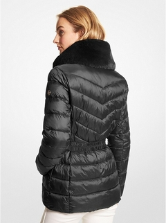 Jaqueta Michael Kors Faux Fur Trim Quilted Nylon Packable Puffer Jacket Black - Tamanho P - comprar online