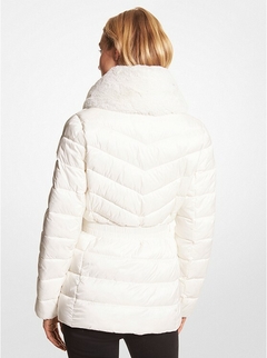 Jaqueta Michael Kors Faux Fur Trim Quilted Nylon Packable Puffer Jacket - Tamanho G - comprar online