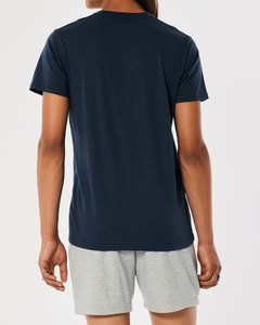 Camiseta Hollister Azul Marinho - Masculina - H6276 - Tamanho M na internet