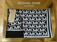 Conjunto de Touca e Cachecol Michael Kors Black and White - comprar online