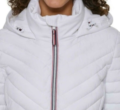 Jaqueta Puffer Tommy Hilfiger com Capuz - TH090 - Tamanho P na internet