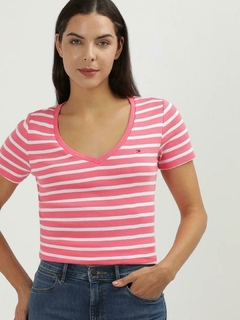 Camiseta Feminina Tommy Hilfiger Listrada Pink - TH154 - Tamanho GG - Mimos de Orlando