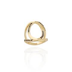 Anel Oval Estiloso Cravejado com Zircônias Negras Banho Ouro 18K - comprar online