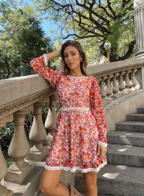 Vestidos con ruedos estampados sale