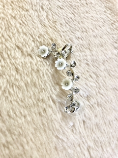 Aro Trepador Flores blancas - comprar online