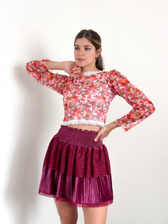 Blusa Frida floreada en internet