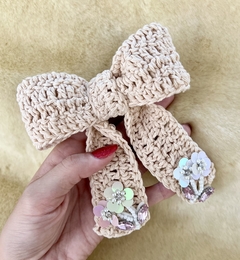 Moño con hebilla tejido crochet en internet